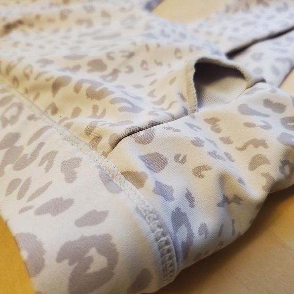 ALLFENIX Women’s Cheetah Dark Stone Sports Bra in Sand Color - (Size M) - Picture 7 of 12